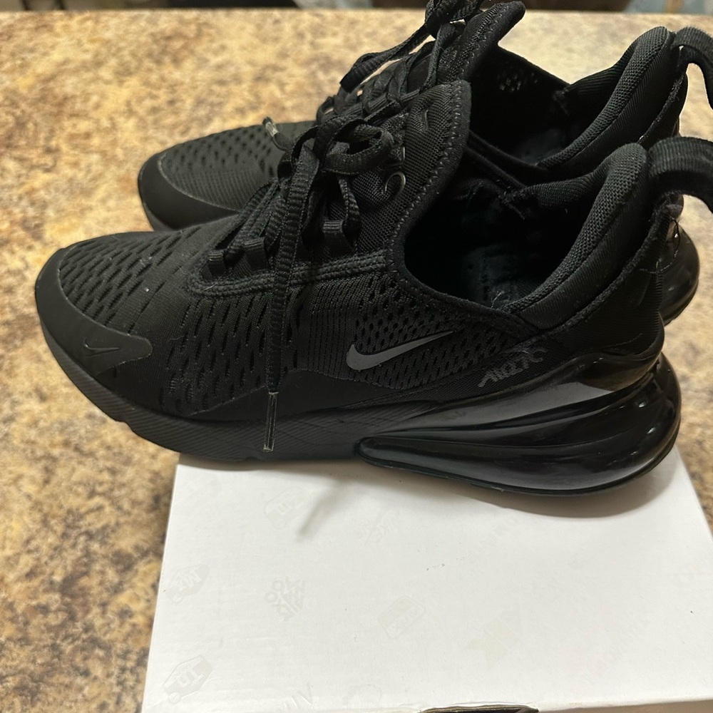 Women’s Nike Airmax